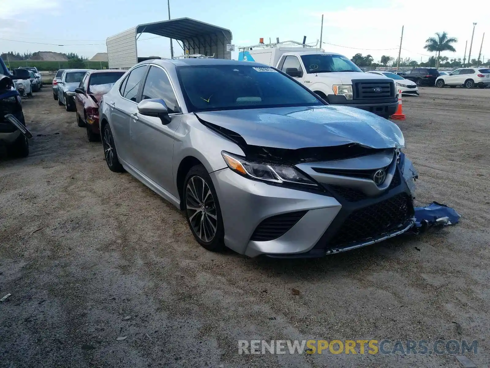 1 Photograph of a damaged car 4T1G11AK7LU904857 TOYOTA CAMRY 2020