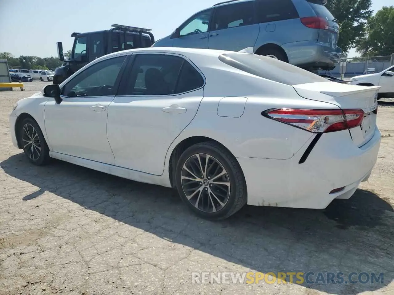 2 Photograph of a damaged car 4T1G11AK7LU906270 TOYOTA CAMRY 2020