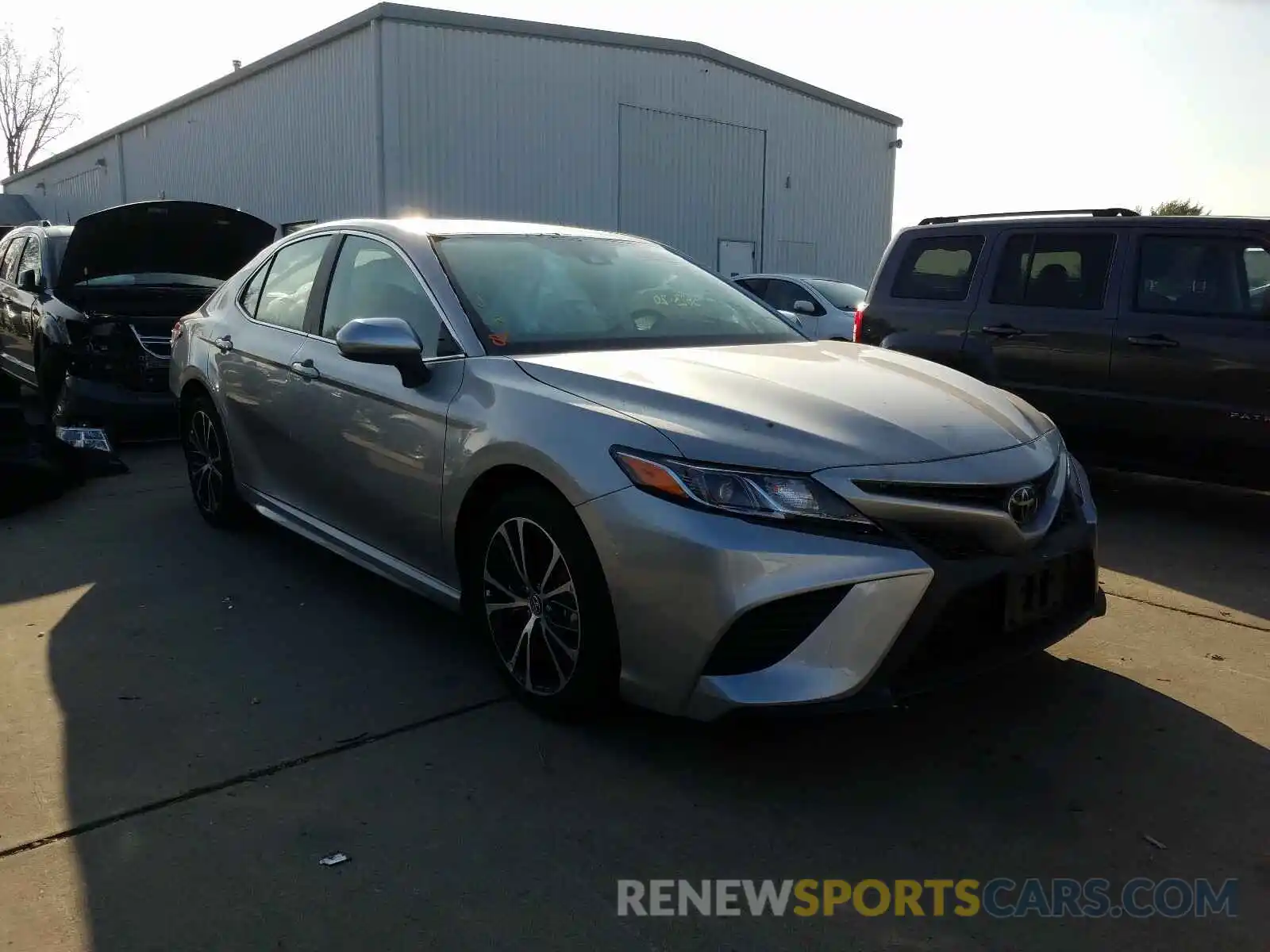 1 Photograph of a damaged car 4T1G11AK7LU907516 TOYOTA CAMRY 2020