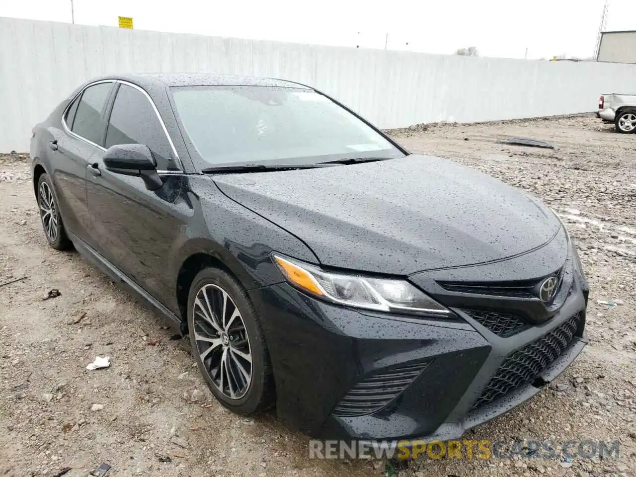 1 Photograph of a damaged car 4T1G11AK7LU911839 TOYOTA CAMRY 2020