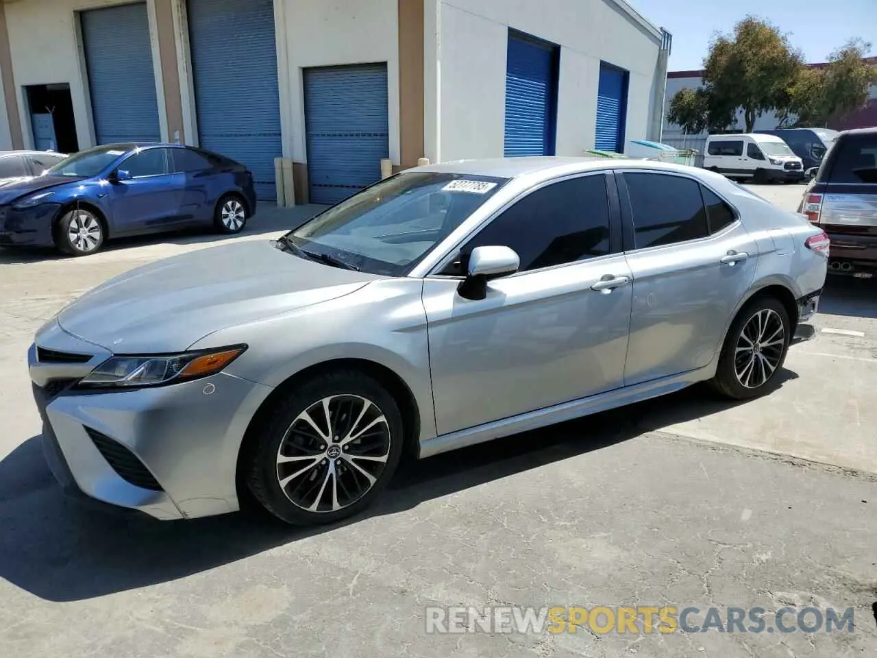 1 Photograph of a damaged car 4T1G11AK7LU916796 TOYOTA CAMRY 2020
