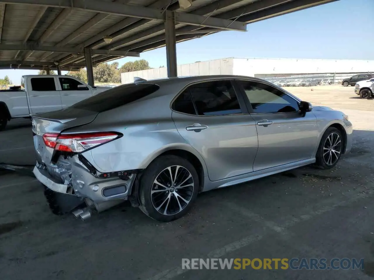 3 Photograph of a damaged car 4T1G11AK7LU916796 TOYOTA CAMRY 2020