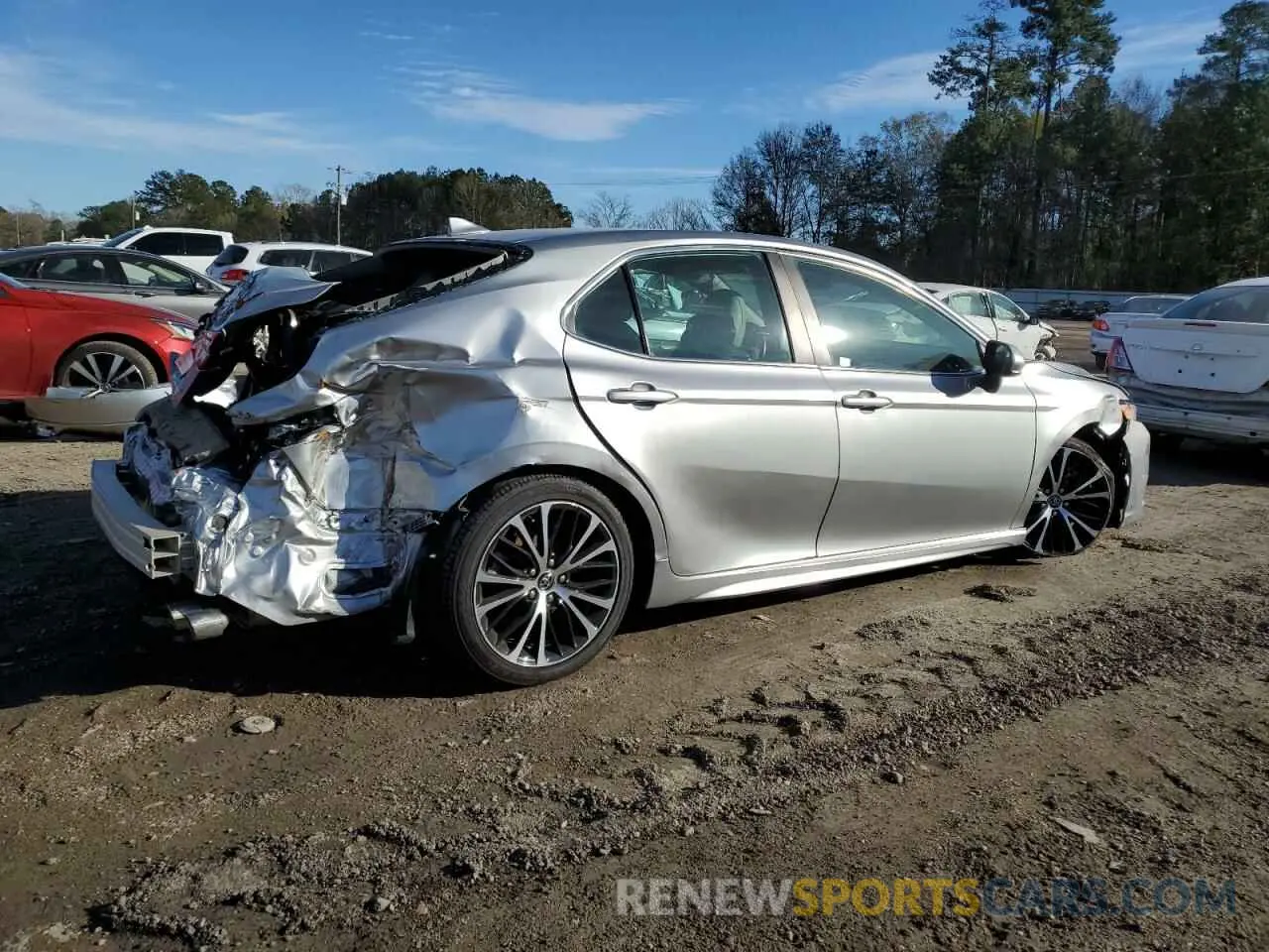 3 Photograph of a damaged car 4T1G11AK7LU922369 TOYOTA CAMRY 2020