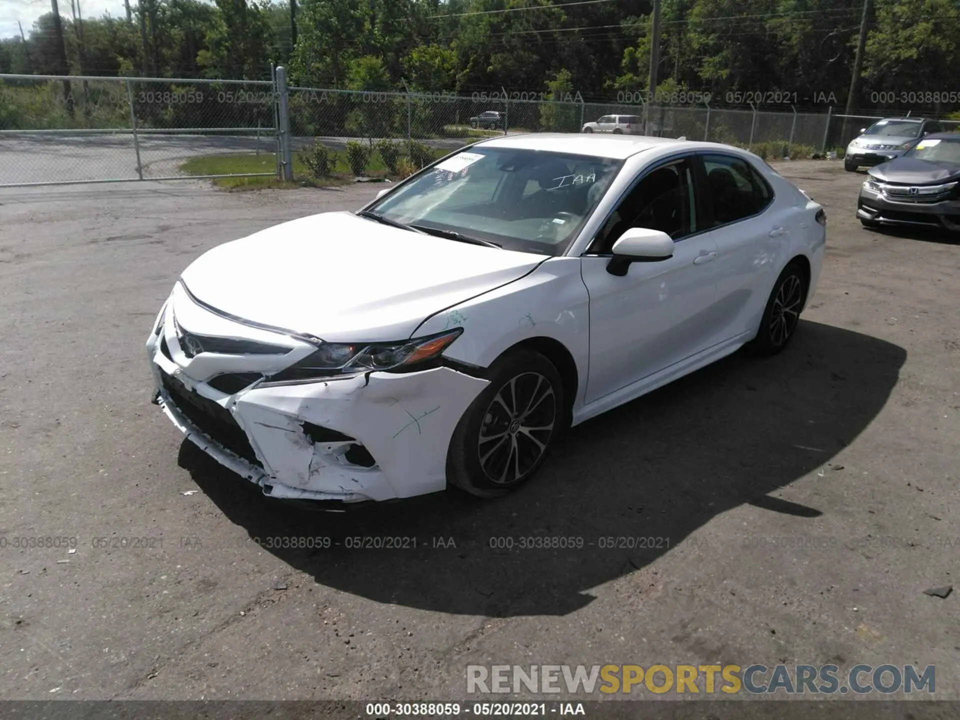 2 Photograph of a damaged car 4T1G11AK7LU928074 TOYOTA CAMRY 2020