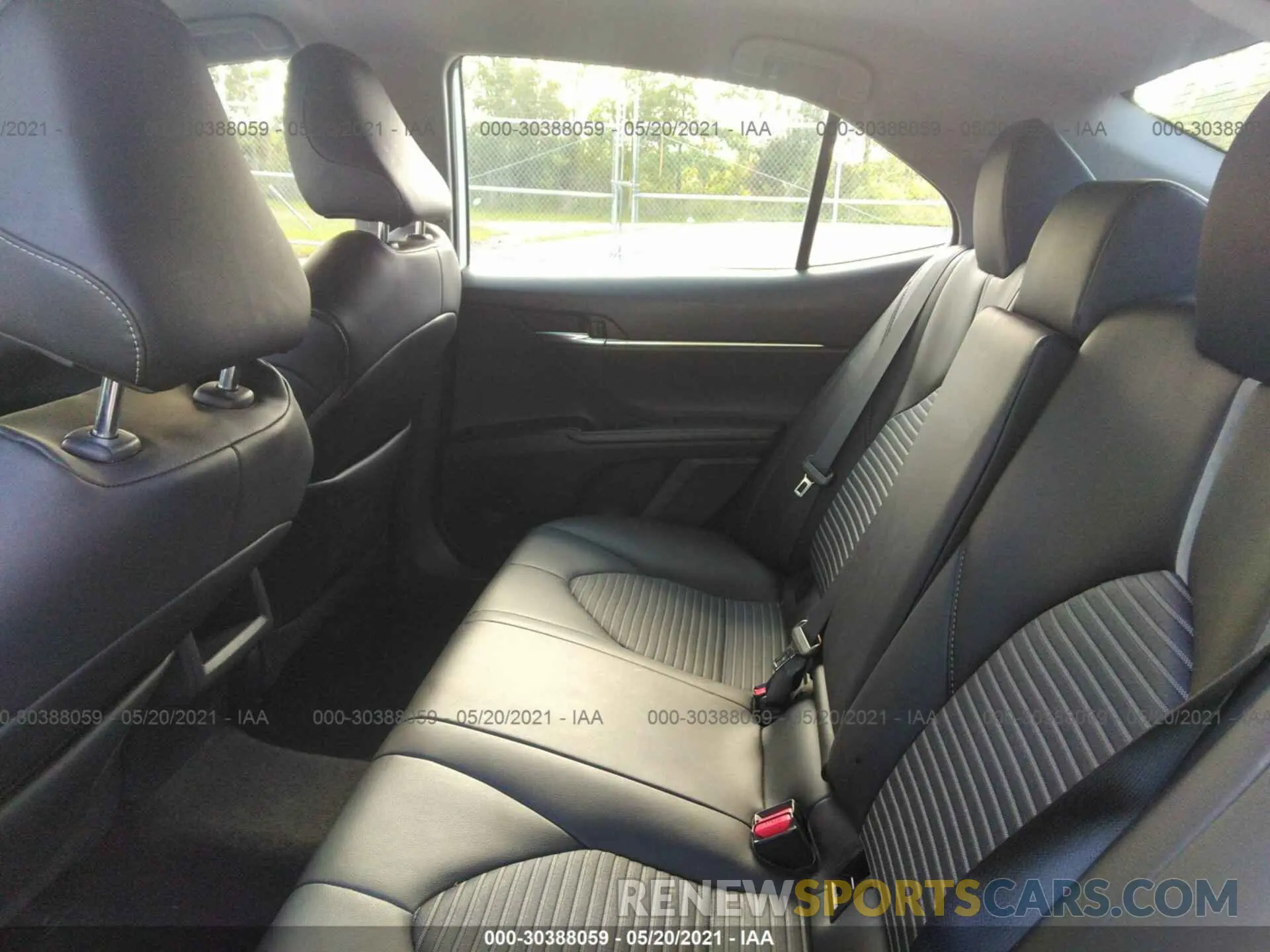 8 Photograph of a damaged car 4T1G11AK7LU928074 TOYOTA CAMRY 2020