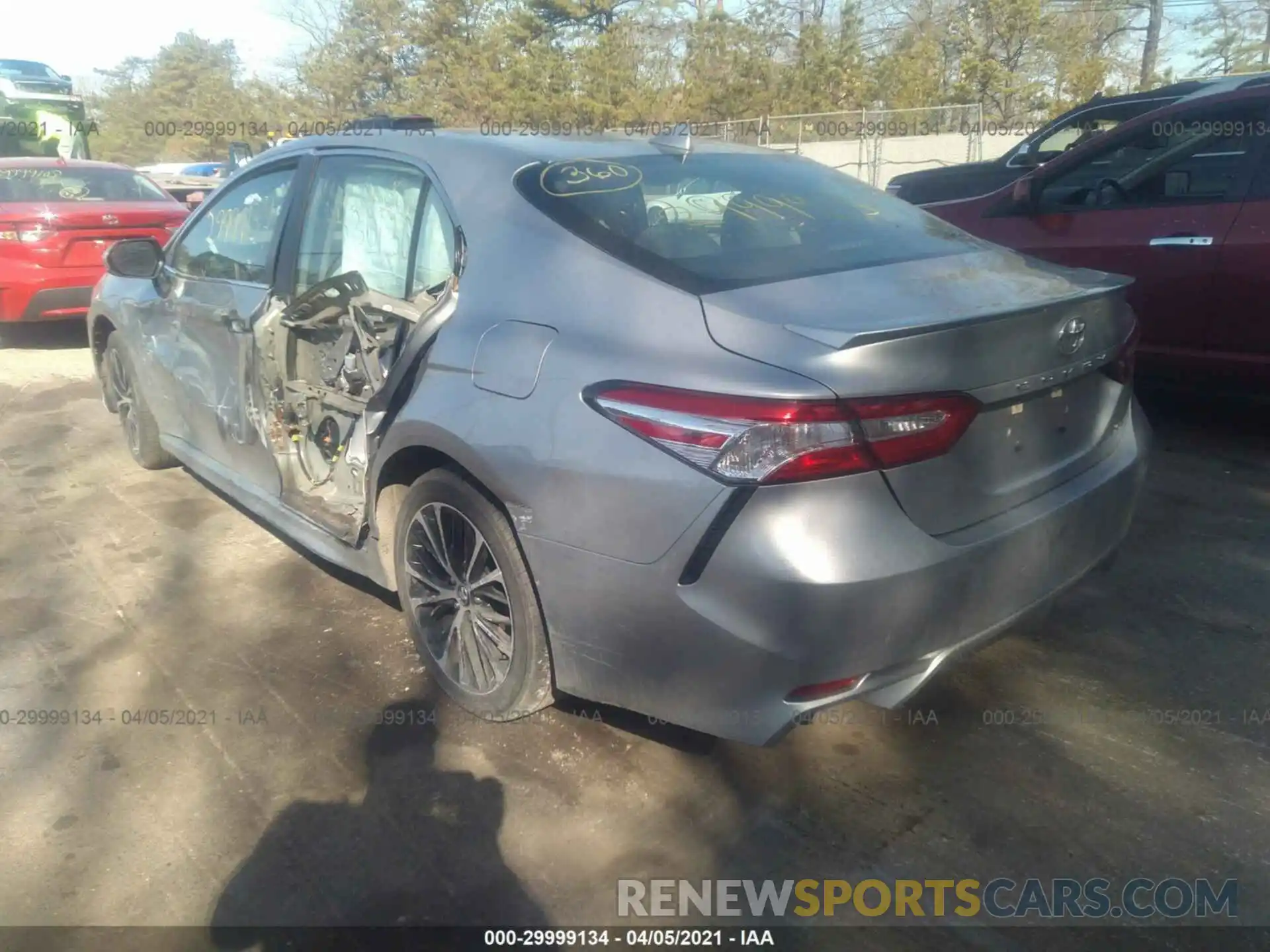 3 Photograph of a damaged car 4T1G11AK7LU934098 TOYOTA CAMRY 2020