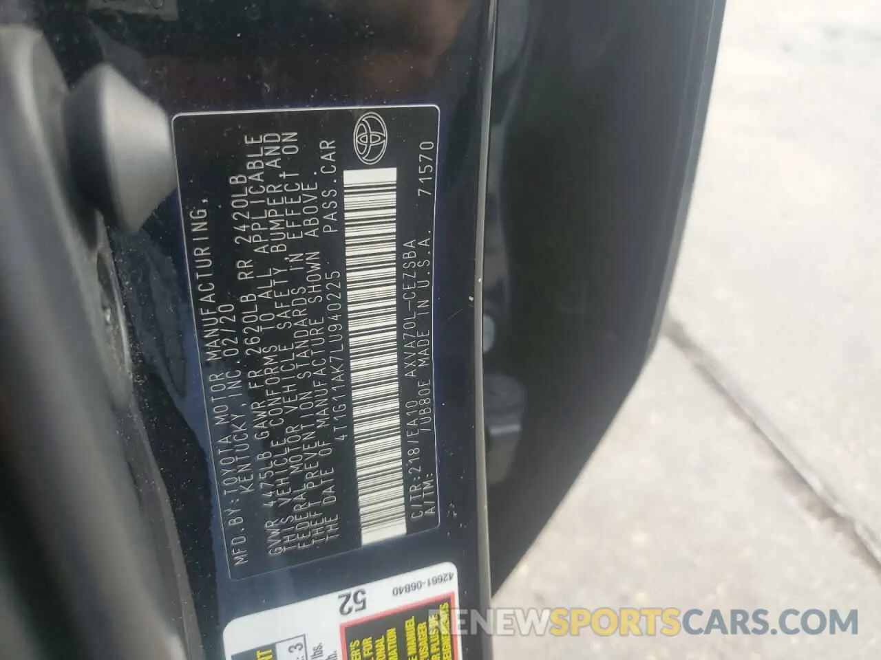 12 Photograph of a damaged car 4T1G11AK7LU940225 TOYOTA CAMRY 2020