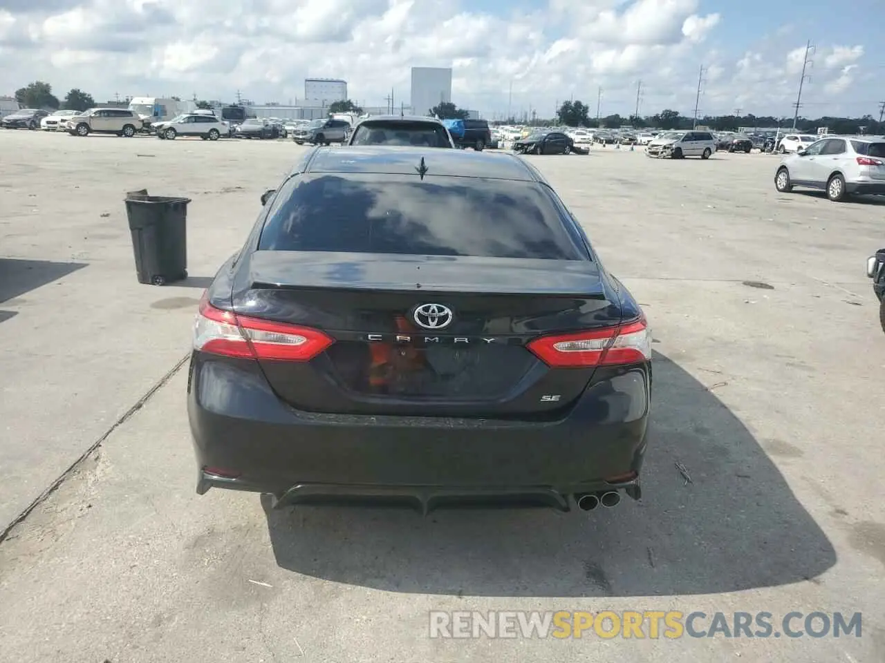 6 Photograph of a damaged car 4T1G11AK7LU940225 TOYOTA CAMRY 2020