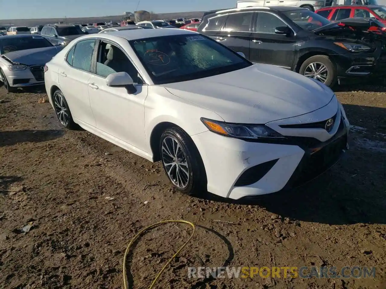 1 Photograph of a damaged car 4T1G11AK7LU951936 TOYOTA CAMRY 2020