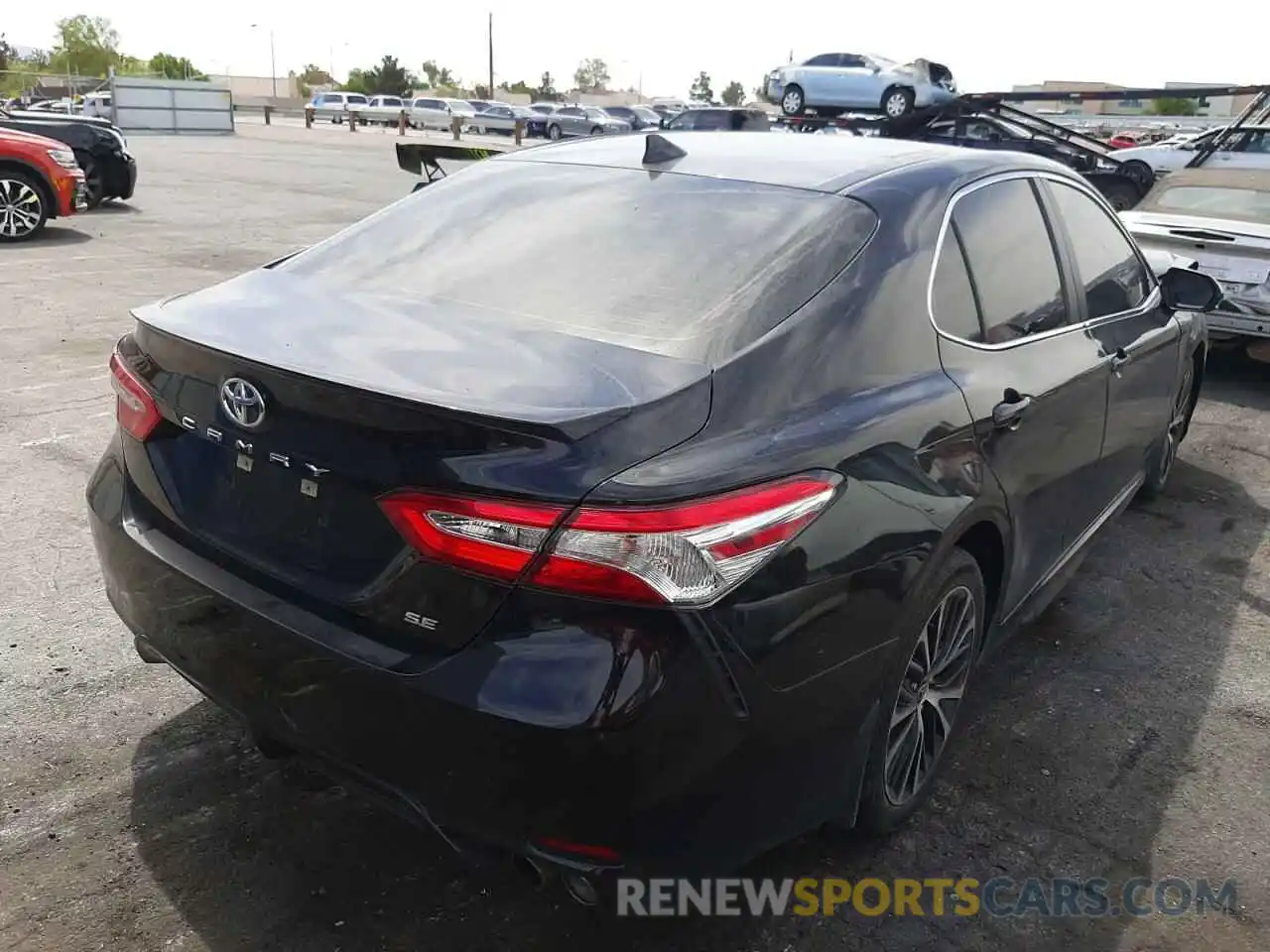 4 Photograph of a damaged car 4T1G11AK7LU954531 TOYOTA CAMRY 2020