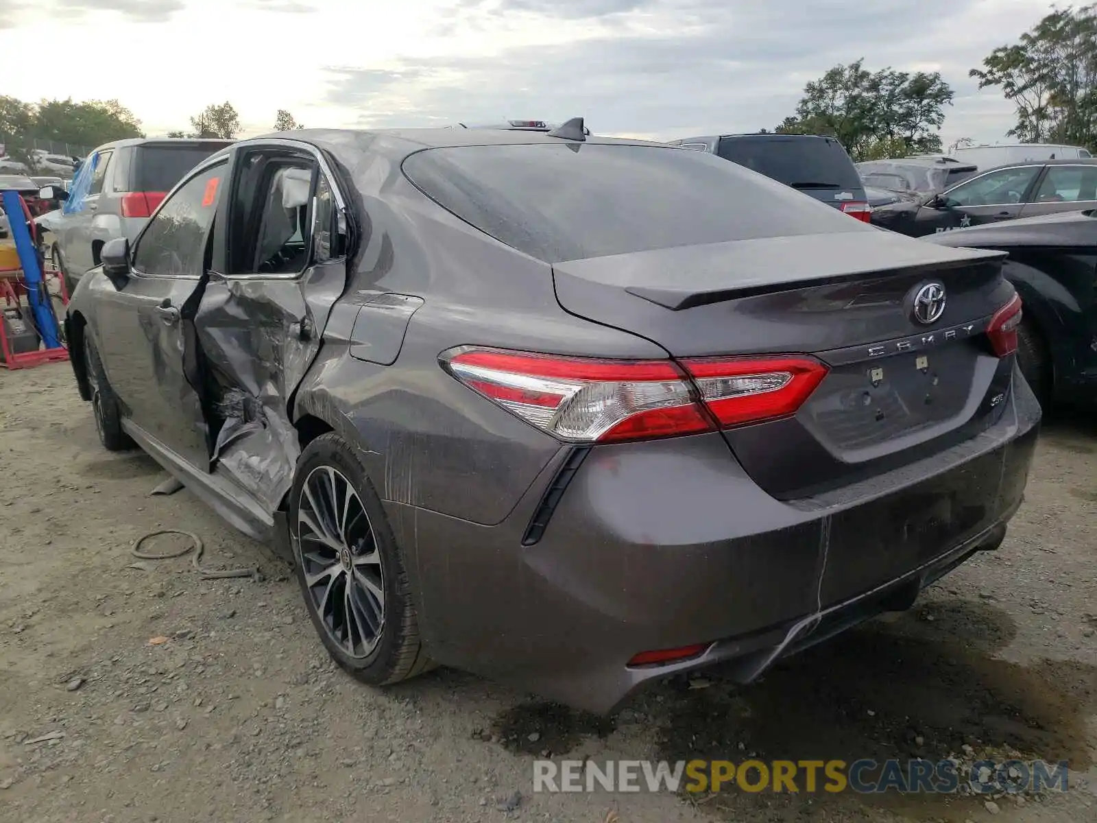 3 Photograph of a damaged car 4T1G11AK7LU956134 TOYOTA CAMRY 2020