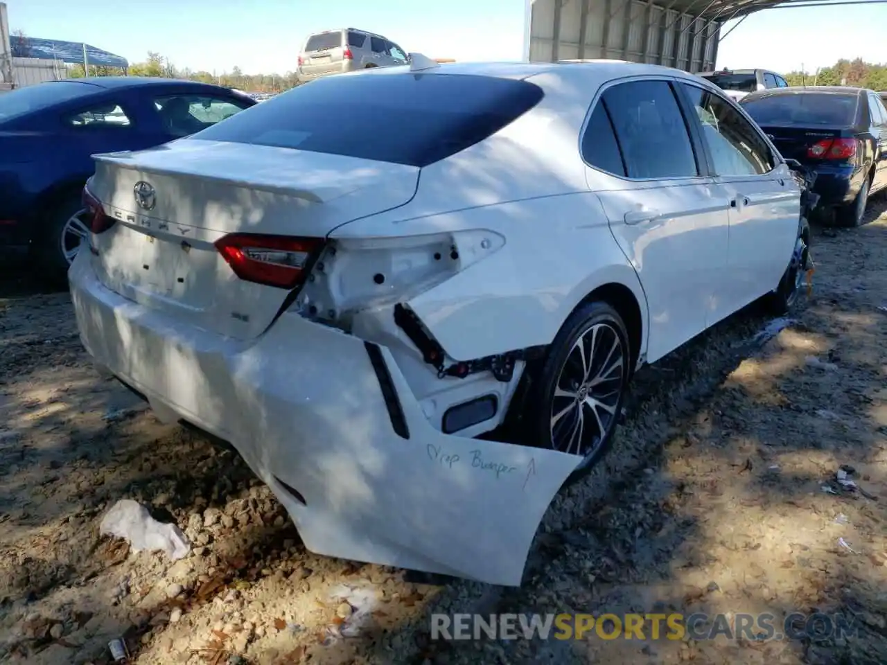 4 Photograph of a damaged car 4T1G11AK7LU983219 TOYOTA CAMRY 2020