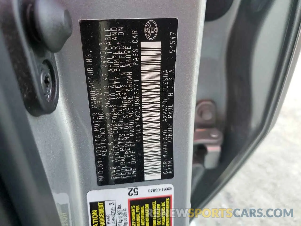 12 Photograph of a damaged car 4T1G11AK7LU983771 TOYOTA CAMRY 2020