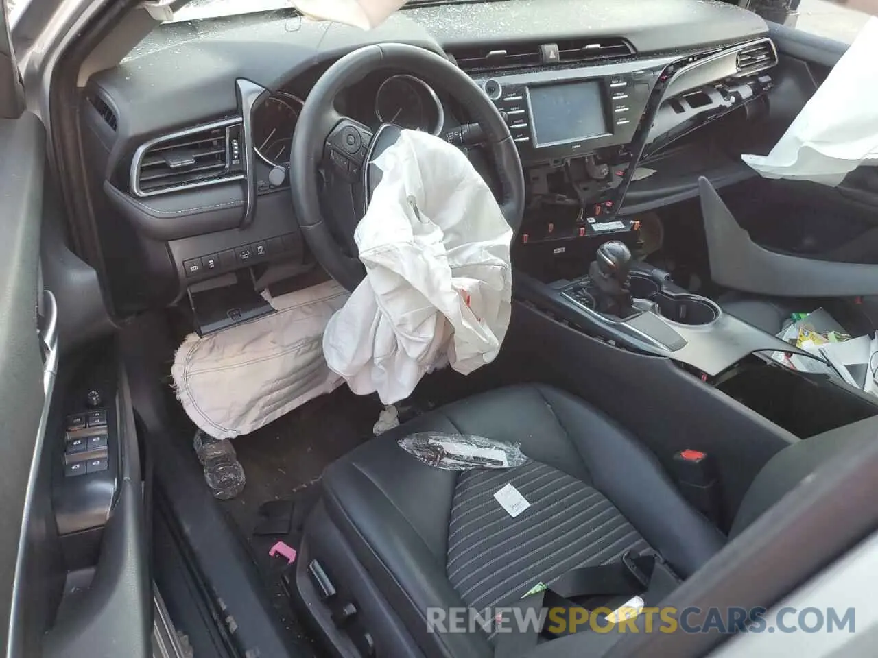8 Photograph of a damaged car 4T1G11AK7LU983771 TOYOTA CAMRY 2020