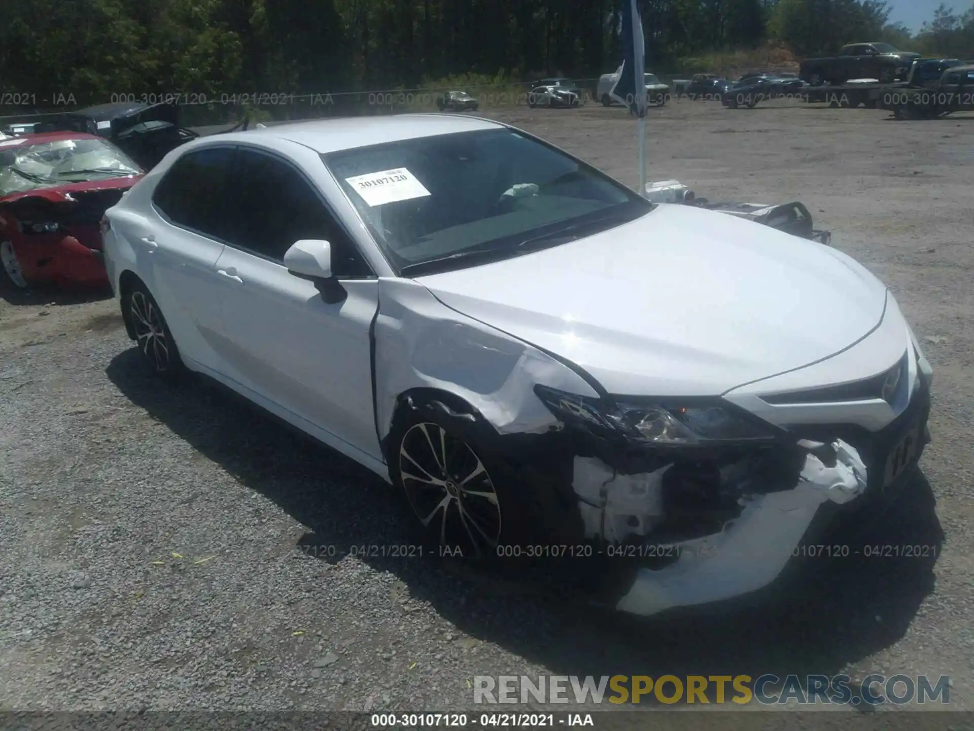 1 Photograph of a damaged car 4T1G11AK7LU991238 TOYOTA CAMRY 2020