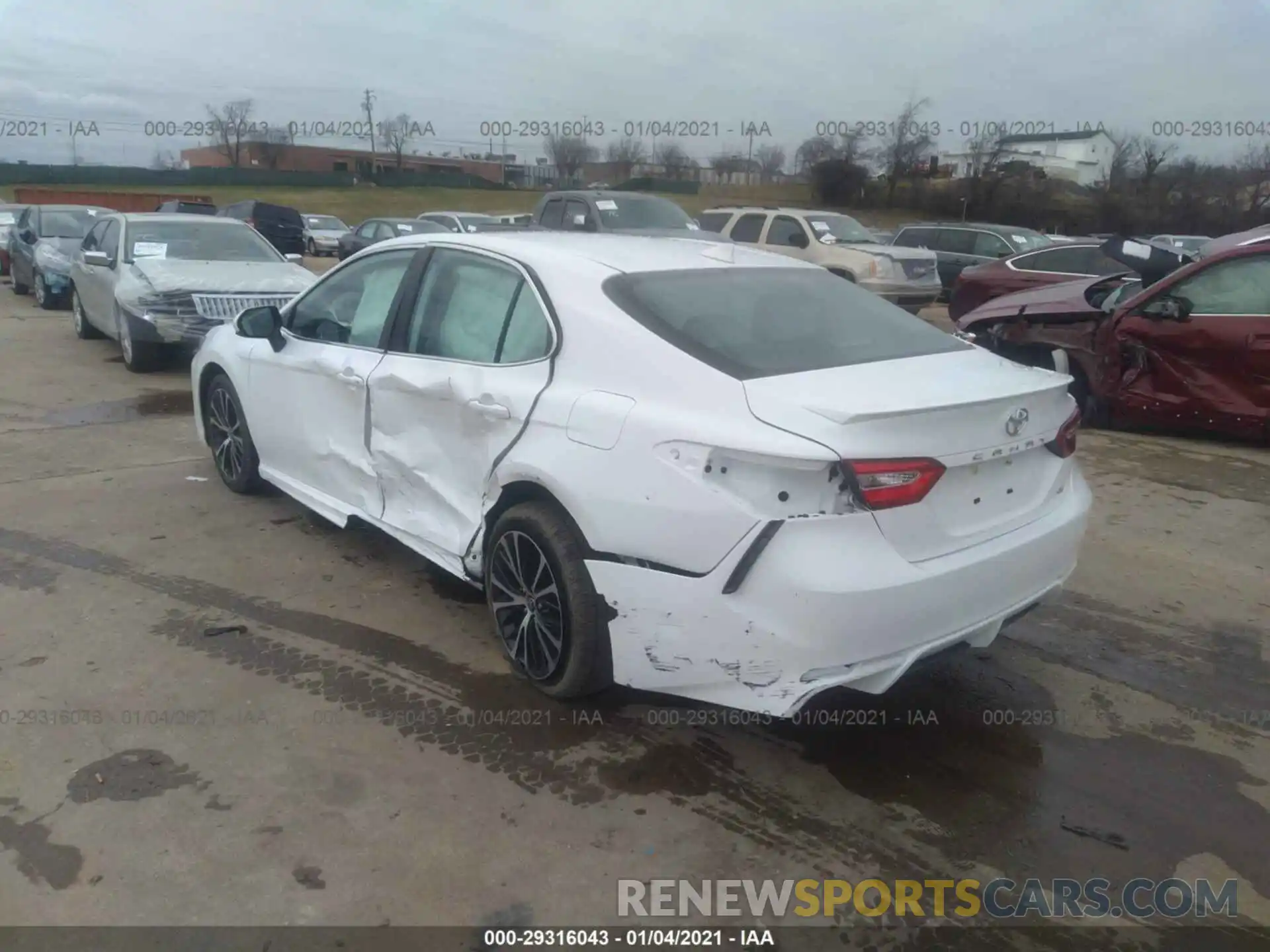 3 Photograph of a damaged car 4T1G11AK7LU991496 TOYOTA CAMRY 2020