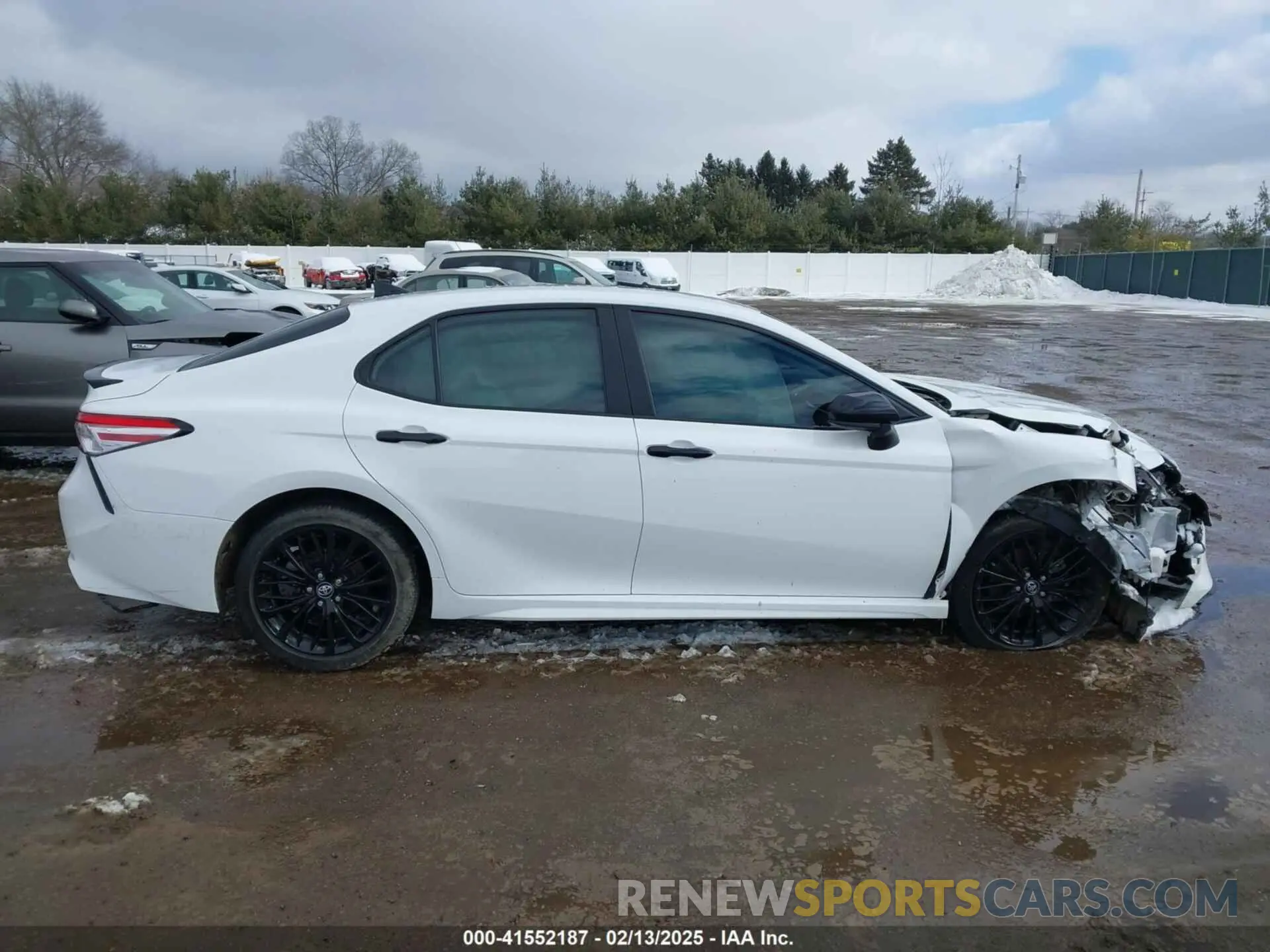 13 Photograph of a damaged car 4T1G11AK8LU307412 TOYOTA CAMRY 2020