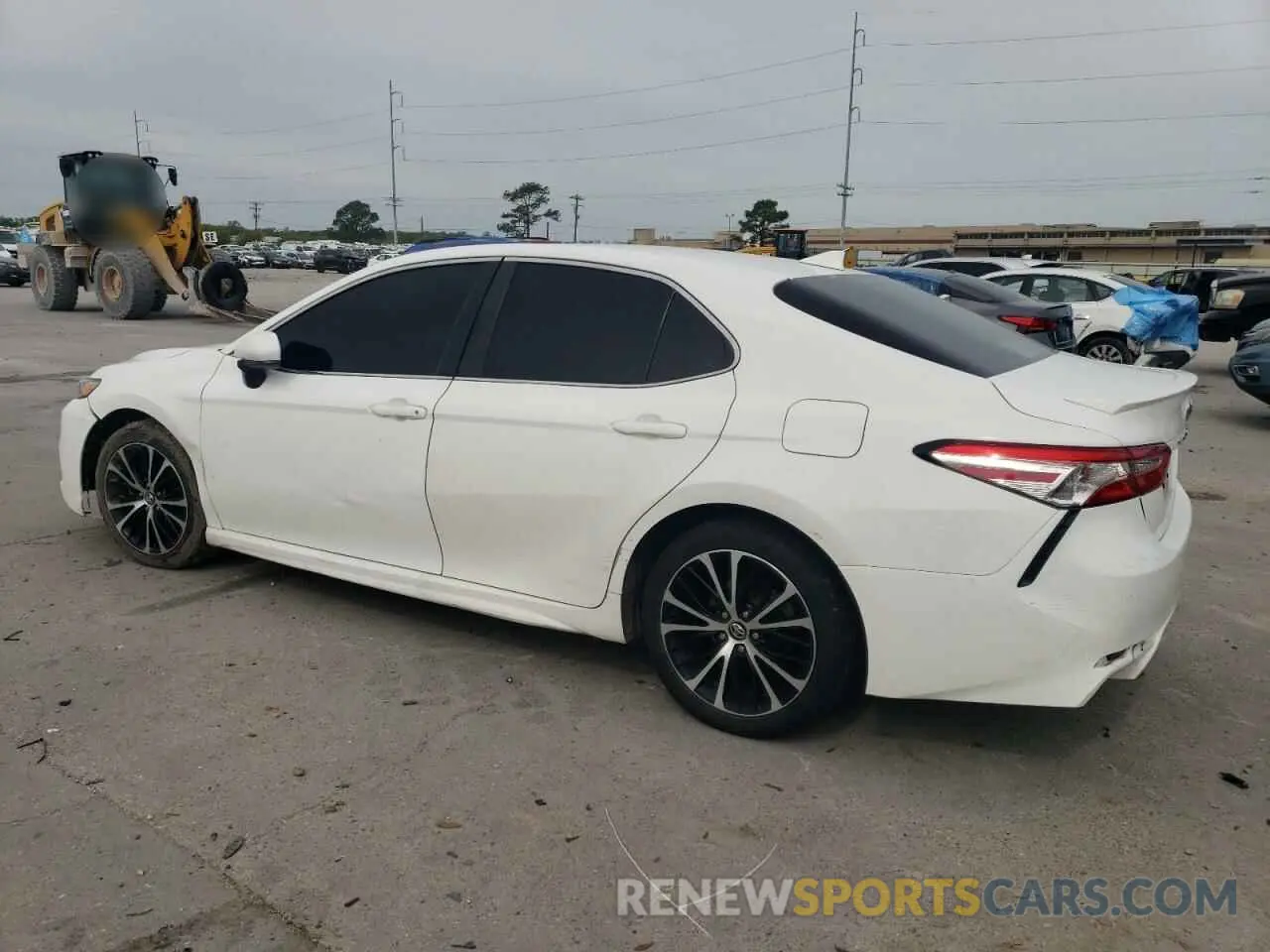 2 Photograph of a damaged car 4T1G11AK8LU308821 TOYOTA CAMRY 2020