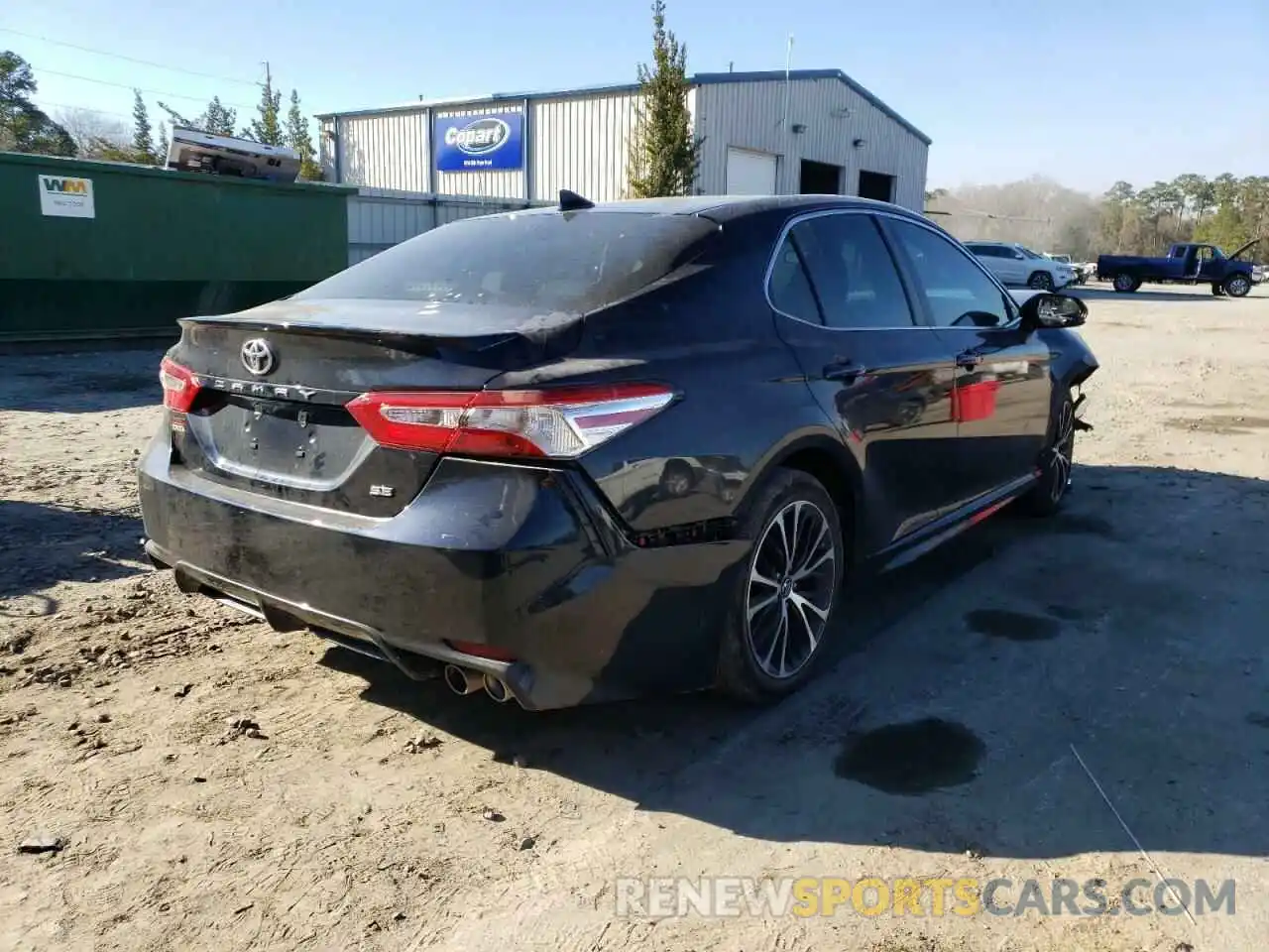 4 Photograph of a damaged car 4T1G11AK8LU312755 TOYOTA CAMRY 2020