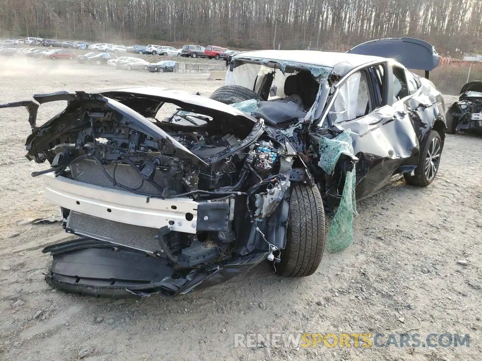 2 Photograph of a damaged car 4T1G11AK8LU320161 TOYOTA CAMRY 2020