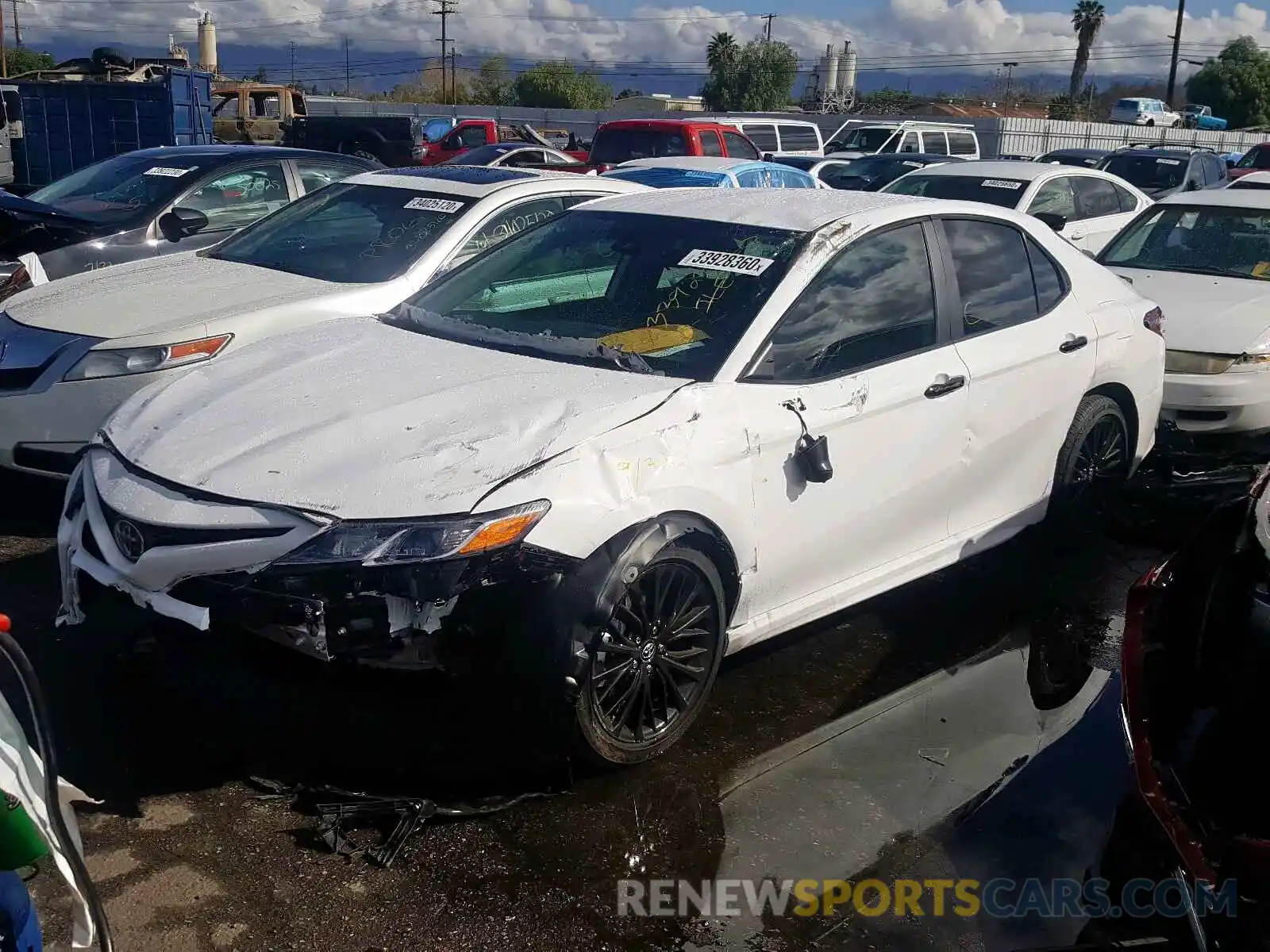 2 Photograph of a damaged car 4T1G11AK8LU325988 TOYOTA CAMRY 2020