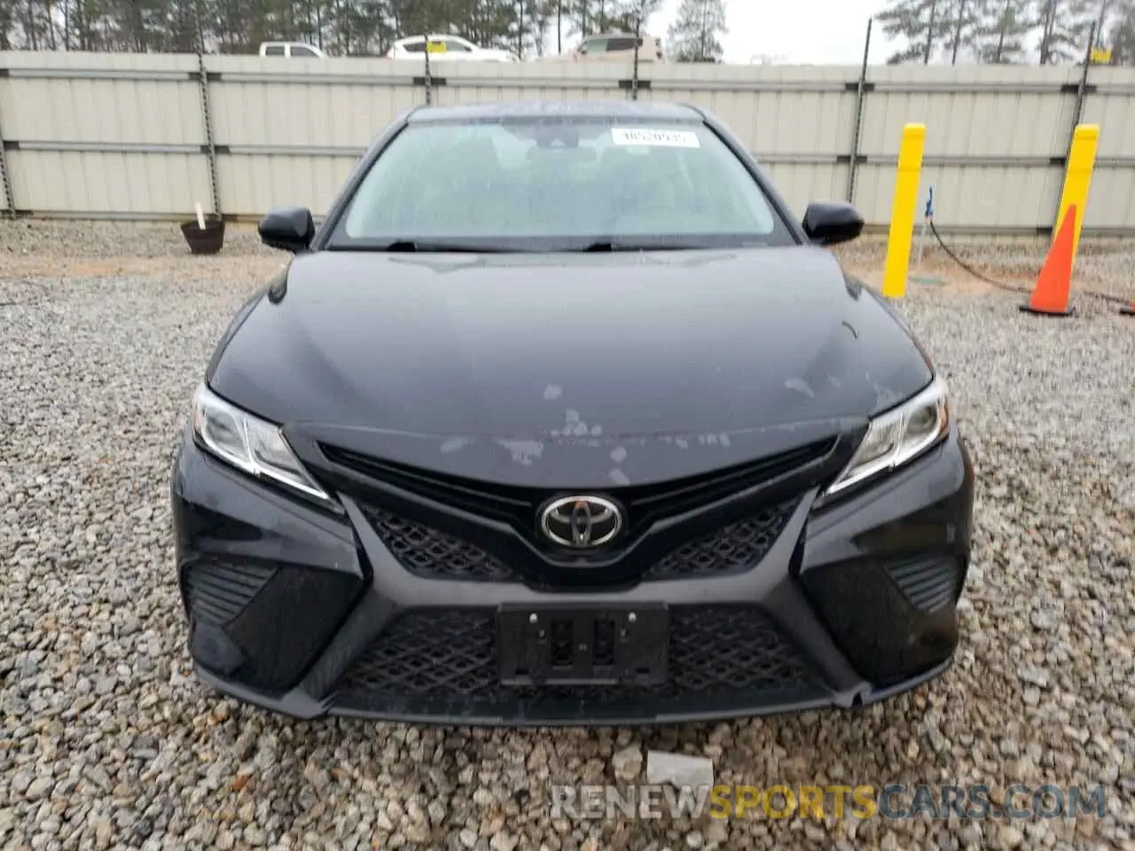 5 Photograph of a damaged car 4T1G11AK8LU327742 TOYOTA CAMRY 2020
