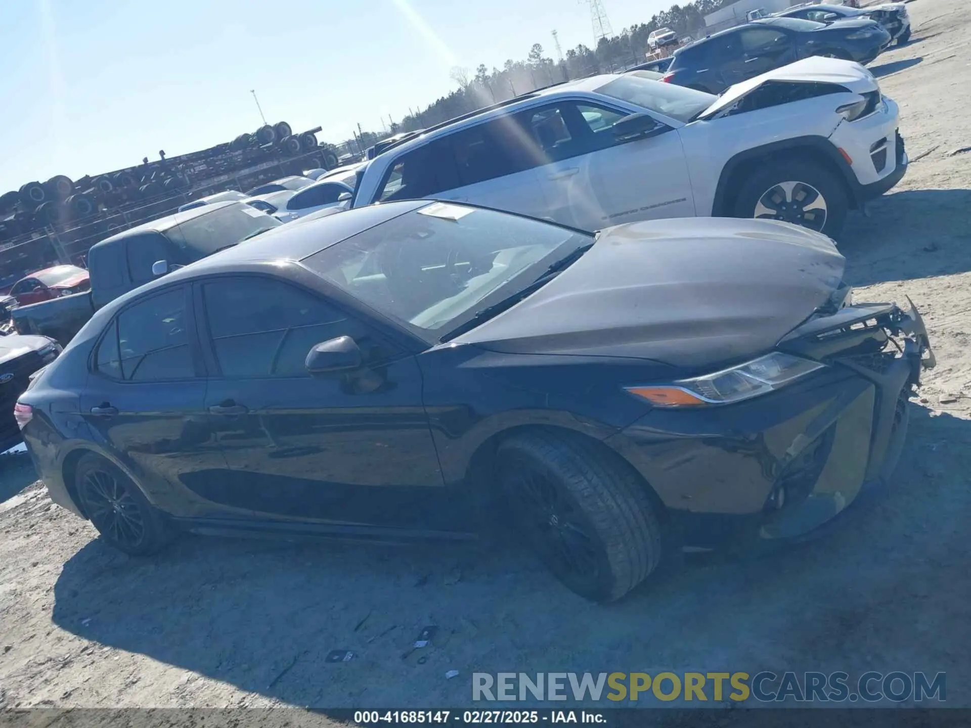 13 Photograph of a damaged car 4T1G11AK8LU327773 TOYOTA CAMRY 2020