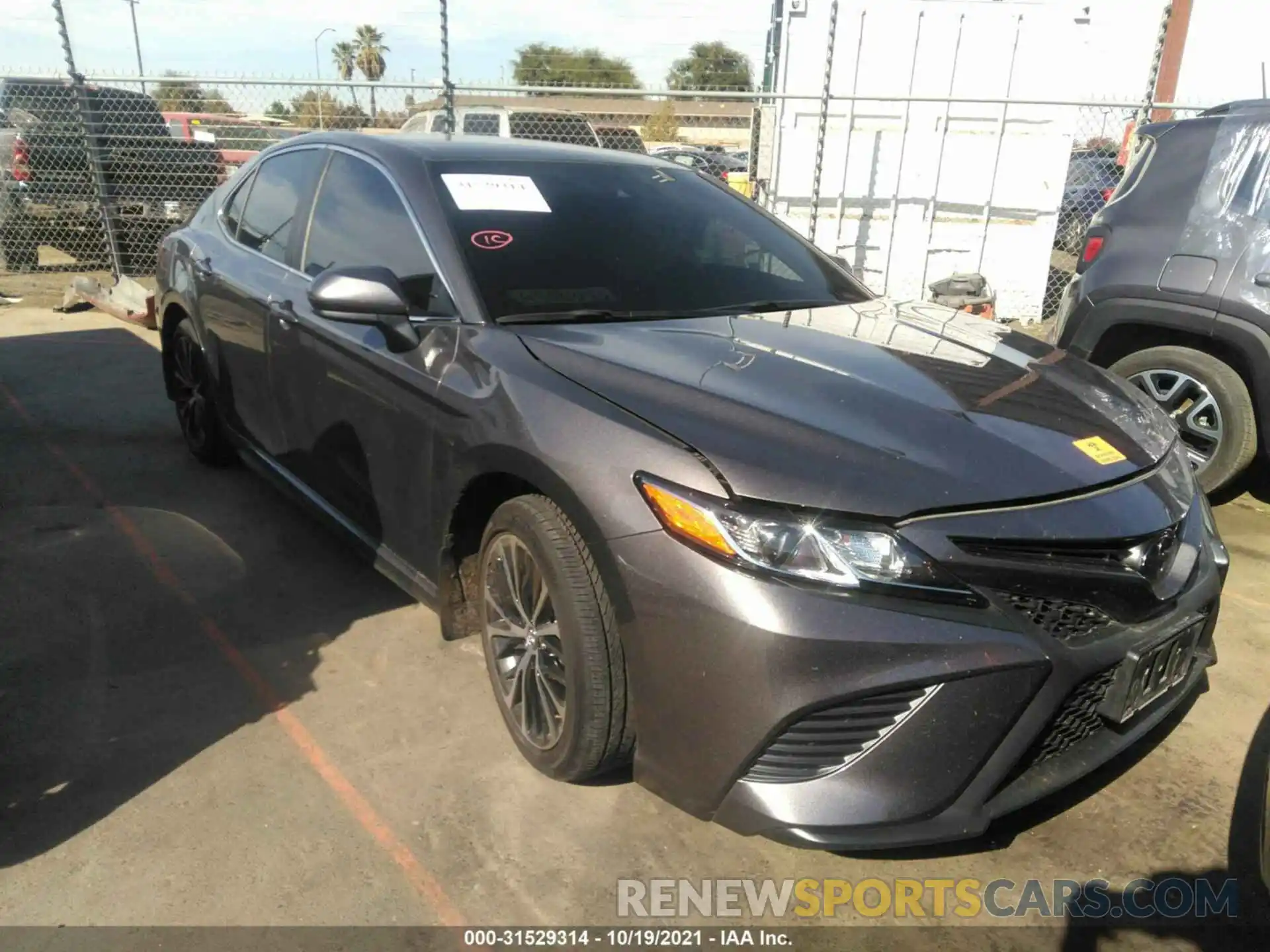 1 Photograph of a damaged car 4T1G11AK8LU328048 TOYOTA CAMRY 2020