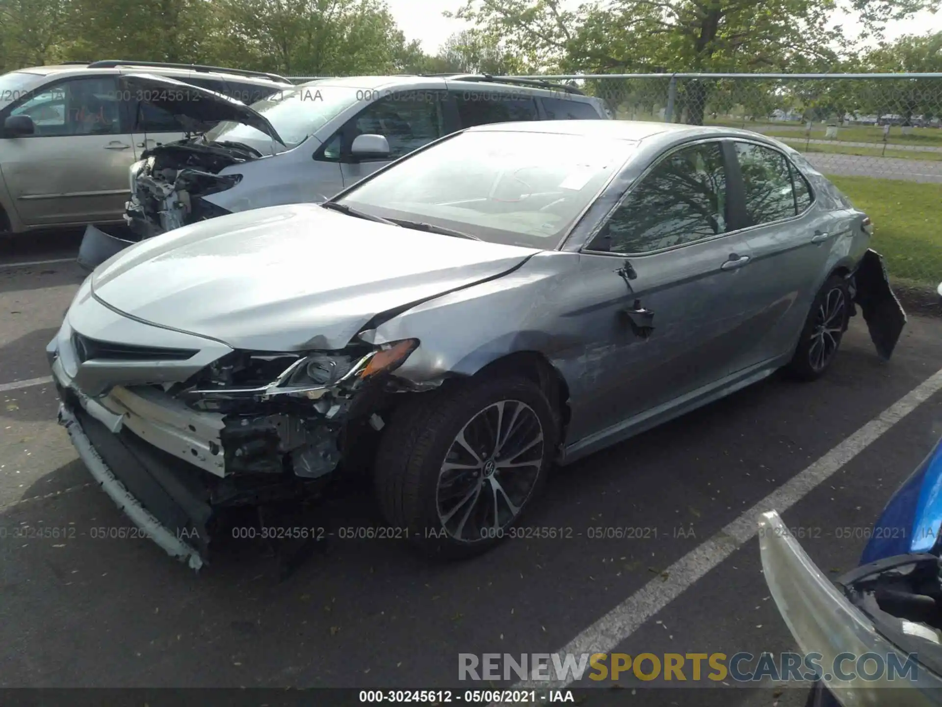 6 Photograph of a damaged car 4T1G11AK8LU331113 TOYOTA CAMRY 2020