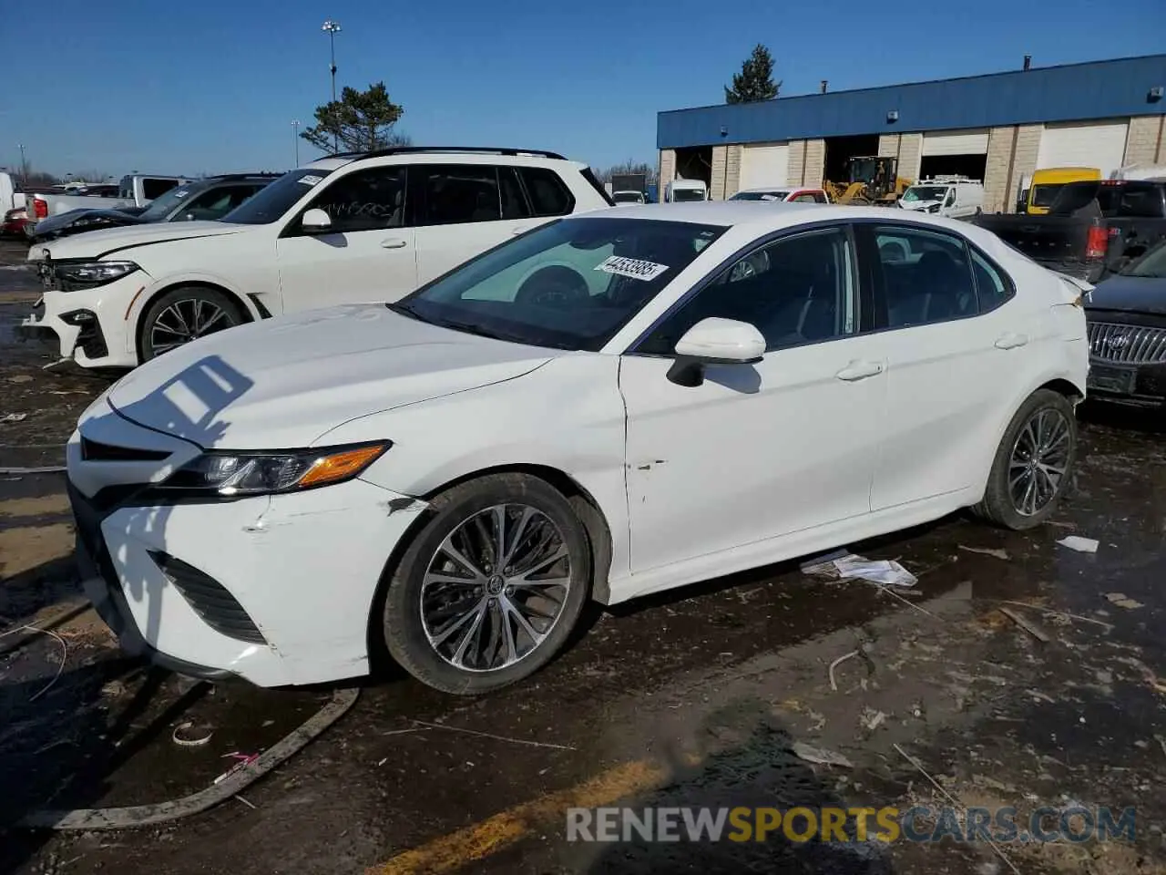 1 Photograph of a damaged car 4T1G11AK8LU331466 TOYOTA CAMRY 2020