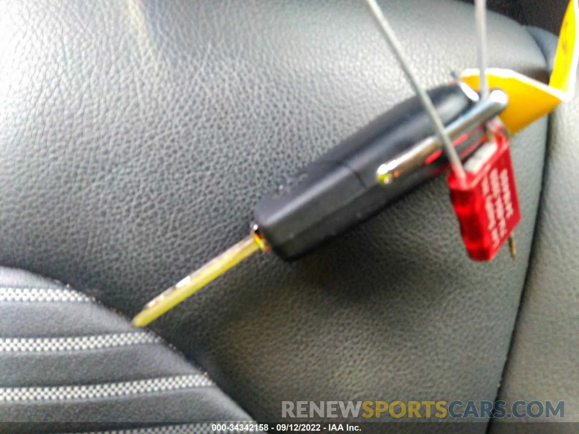 11 Photograph of a damaged car 4T1G11AK8LU340703 TOYOTA CAMRY 2020