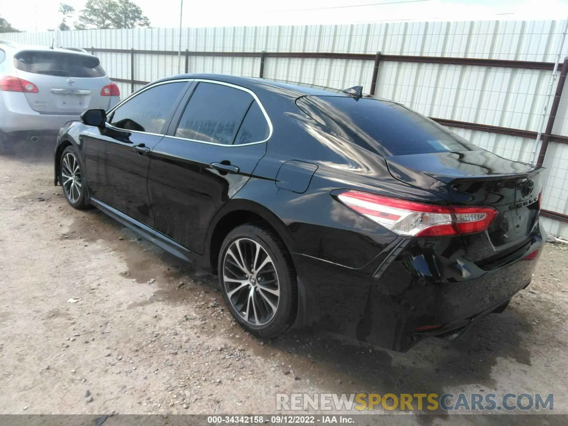 3 Photograph of a damaged car 4T1G11AK8LU340703 TOYOTA CAMRY 2020