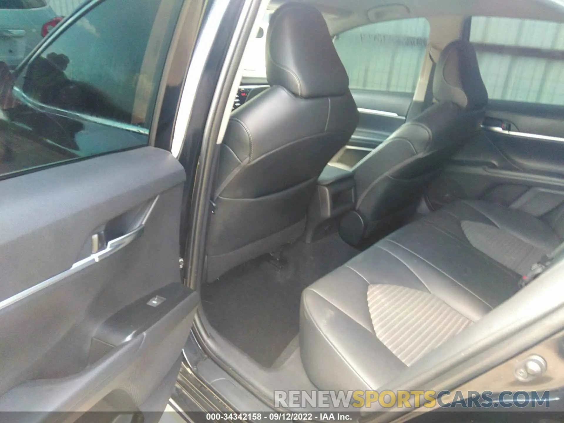 8 Photograph of a damaged car 4T1G11AK8LU340703 TOYOTA CAMRY 2020