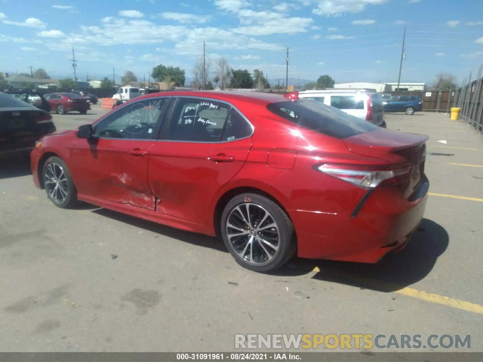 3 Photograph of a damaged car 4T1G11AK8LU345528 TOYOTA CAMRY 2020