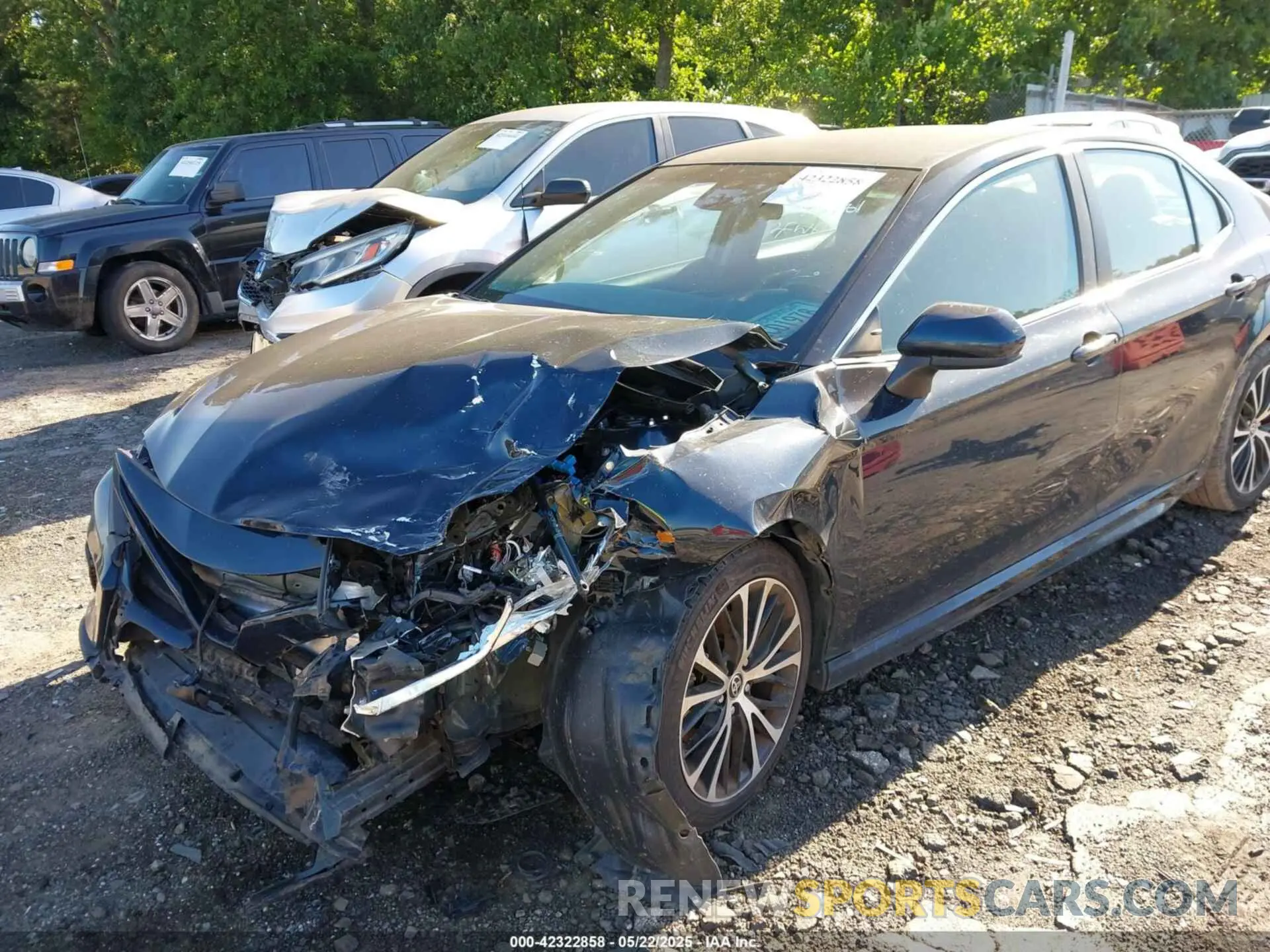 6 Photograph of a damaged car 4T1G11AK8LU362751 TOYOTA CAMRY 2020