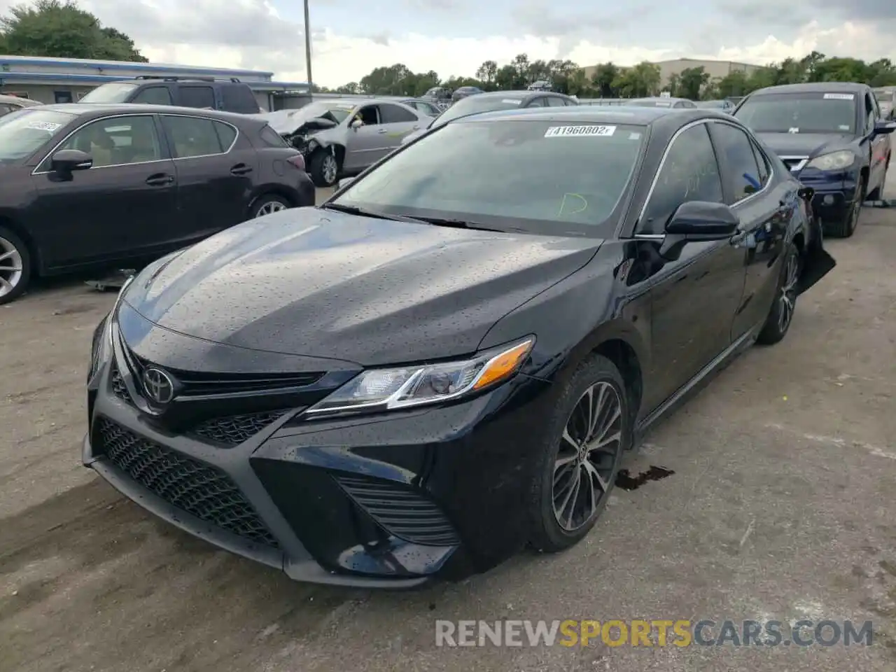 2 Photograph of a damaged car 4T1G11AK8LU366069 TOYOTA CAMRY 2020