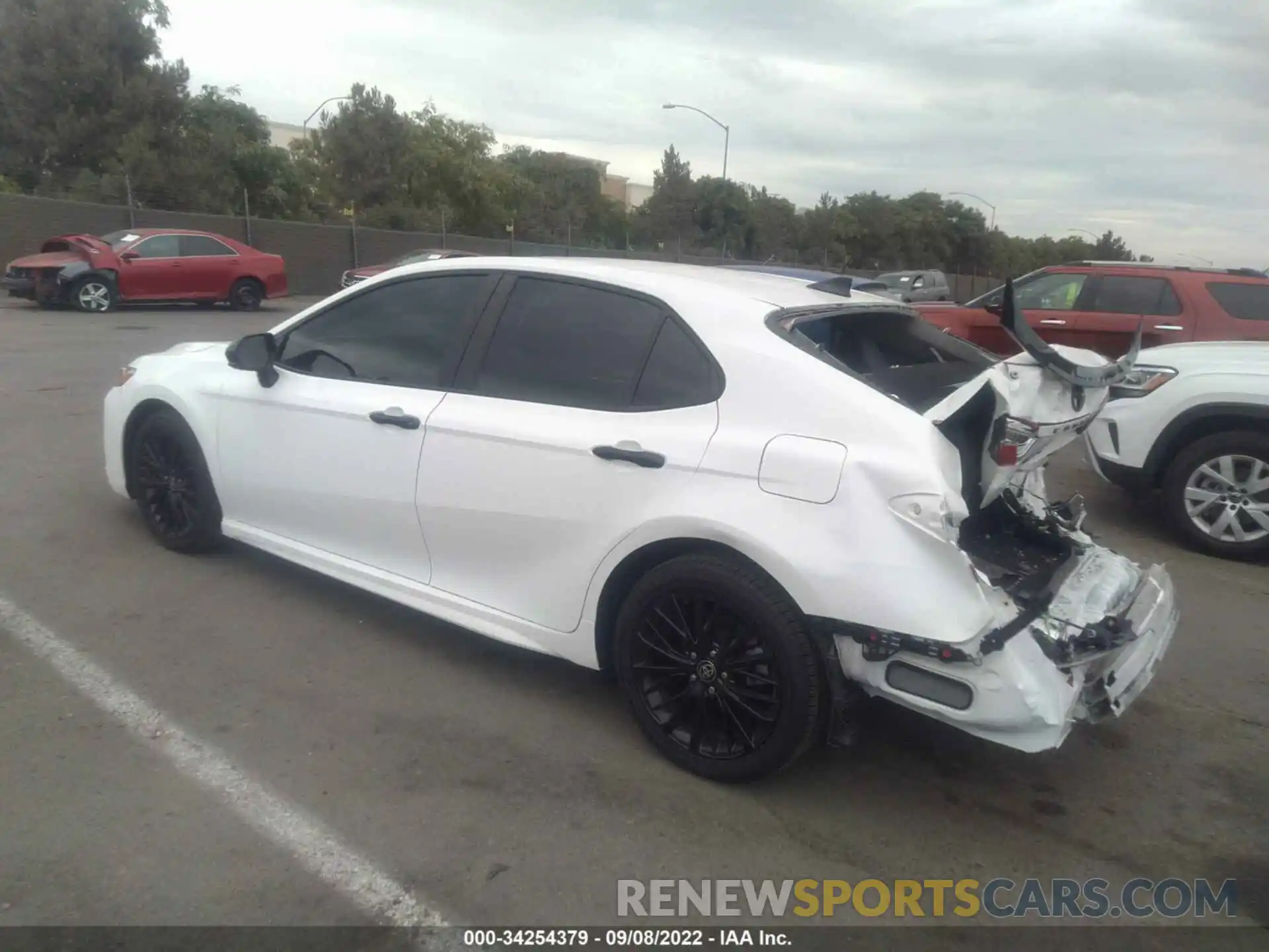 3 Photograph of a damaged car 4T1G11AK8LU374477 TOYOTA CAMRY 2020