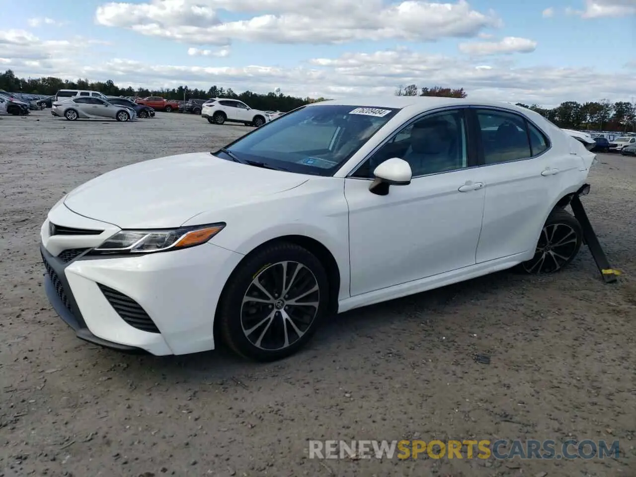 1 Photograph of a damaged car 4T1G11AK8LU382725 TOYOTA CAMRY 2020