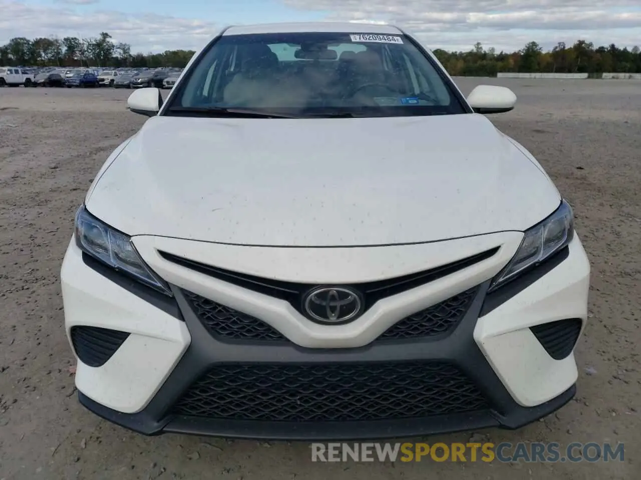 5 Photograph of a damaged car 4T1G11AK8LU382725 TOYOTA CAMRY 2020