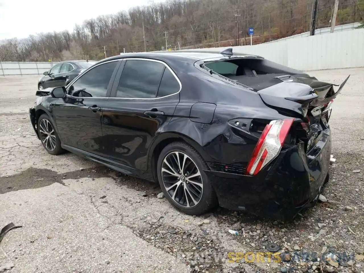 2 Photograph of a damaged car 4T1G11AK8LU872579 TOYOTA CAMRY 2020