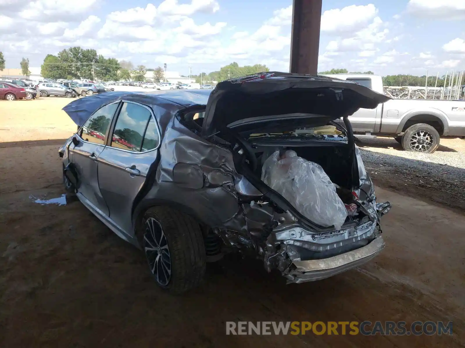 3 Photograph of a damaged car 4T1G11AK8LU876681 TOYOTA CAMRY 2020