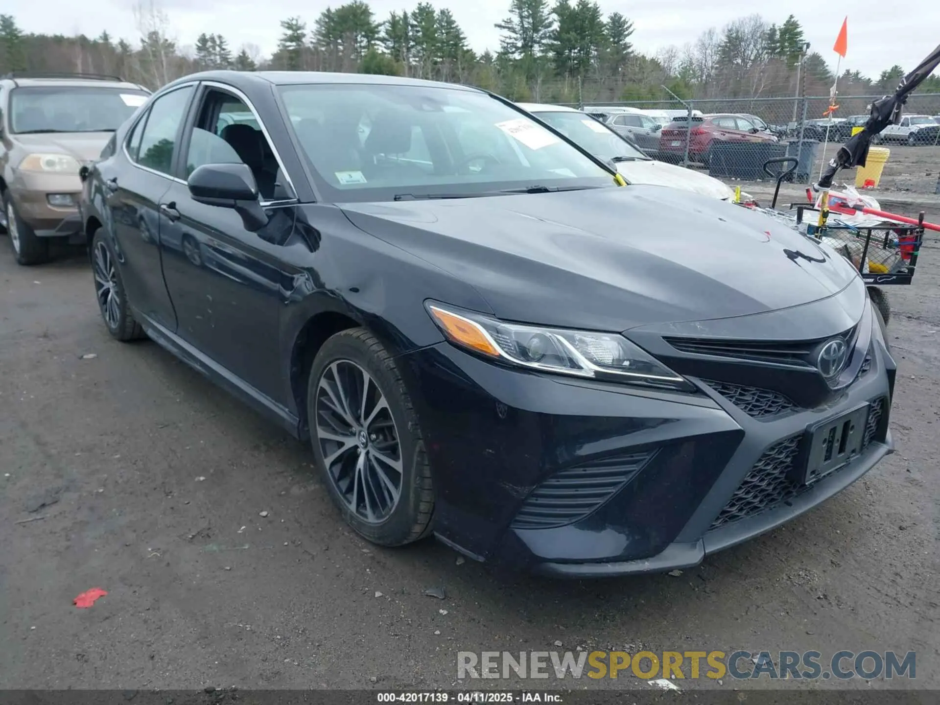 1 Photograph of a damaged car 4T1G11AK8LU883615 TOYOTA CAMRY 2020