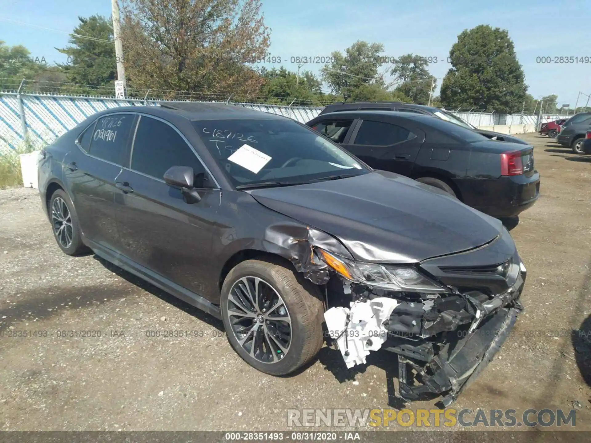 1 Photograph of a damaged car 4T1G11AK8LU884229 TOYOTA CAMRY 2020