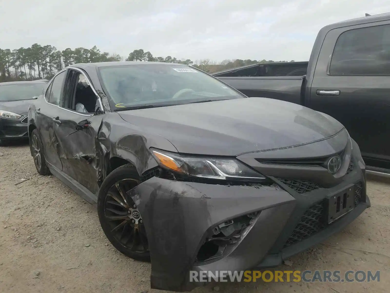 1 Photograph of a damaged car 4T1G11AK8LU887888 TOYOTA CAMRY 2020