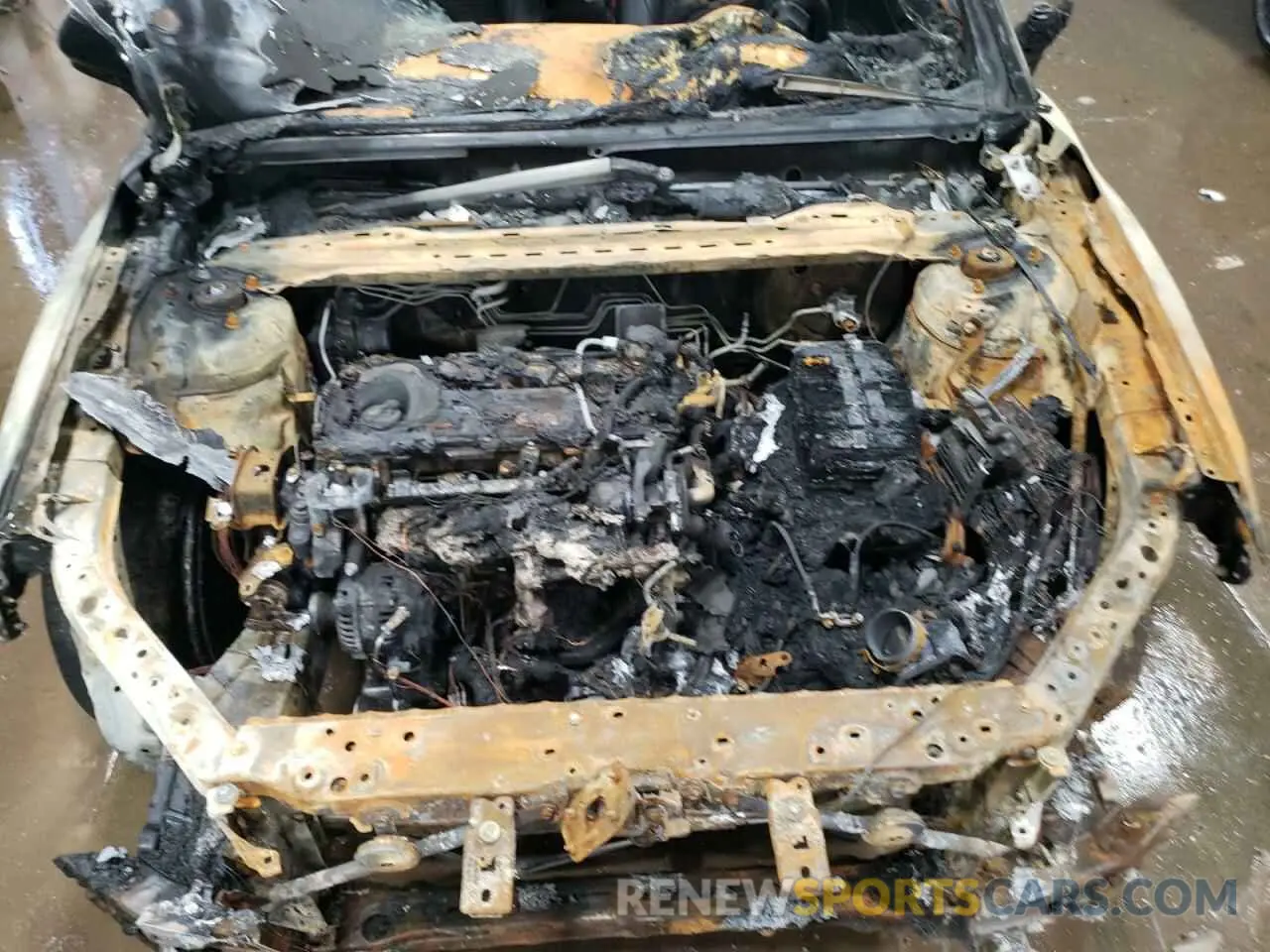 11 Photograph of a damaged car 4T1G11AK8LU893089 TOYOTA CAMRY 2020