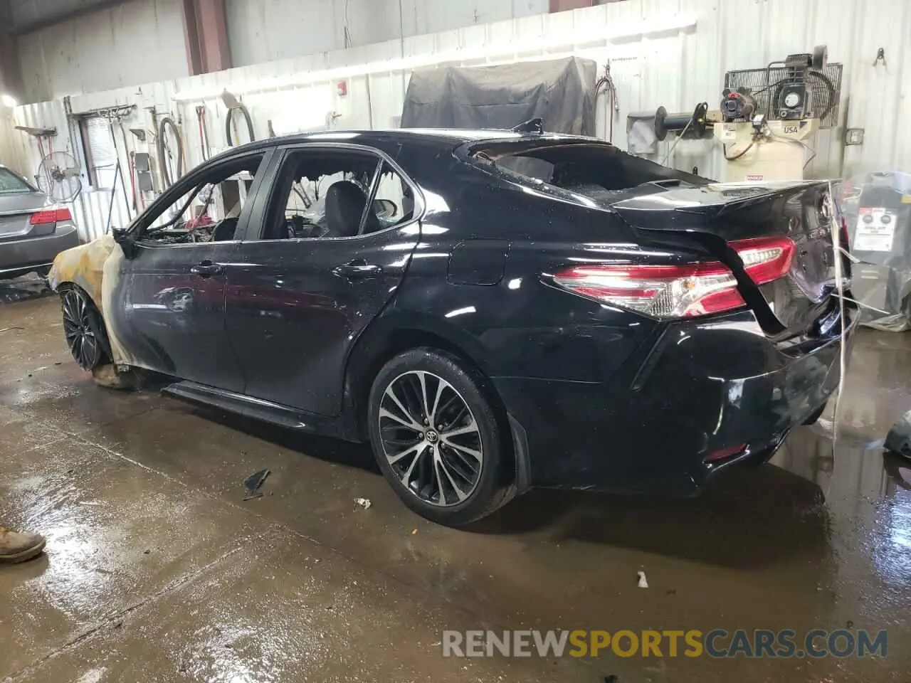 2 Photograph of a damaged car 4T1G11AK8LU893089 TOYOTA CAMRY 2020