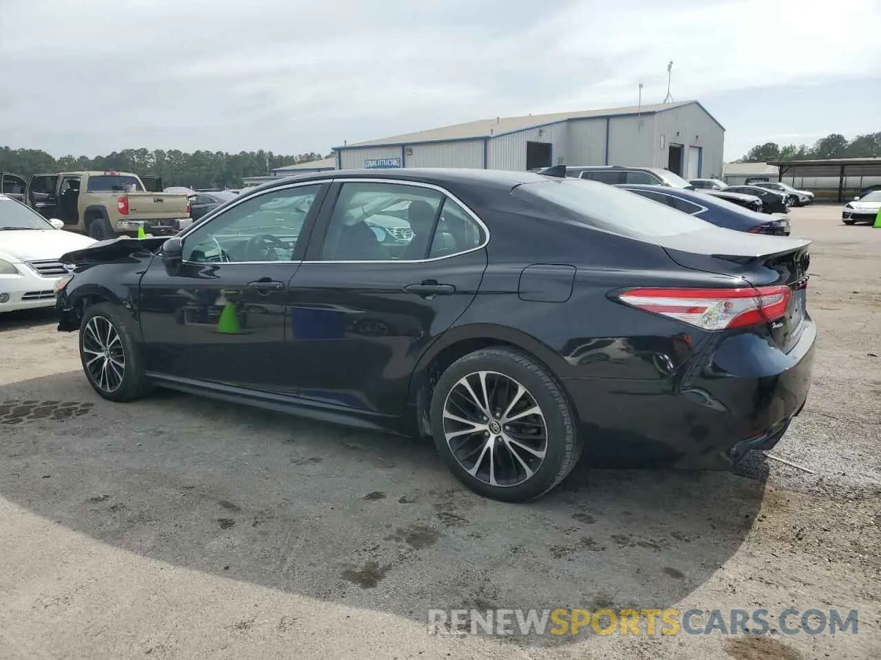 2 Photograph of a damaged car 4T1G11AK8LU895733 TOYOTA CAMRY 2020