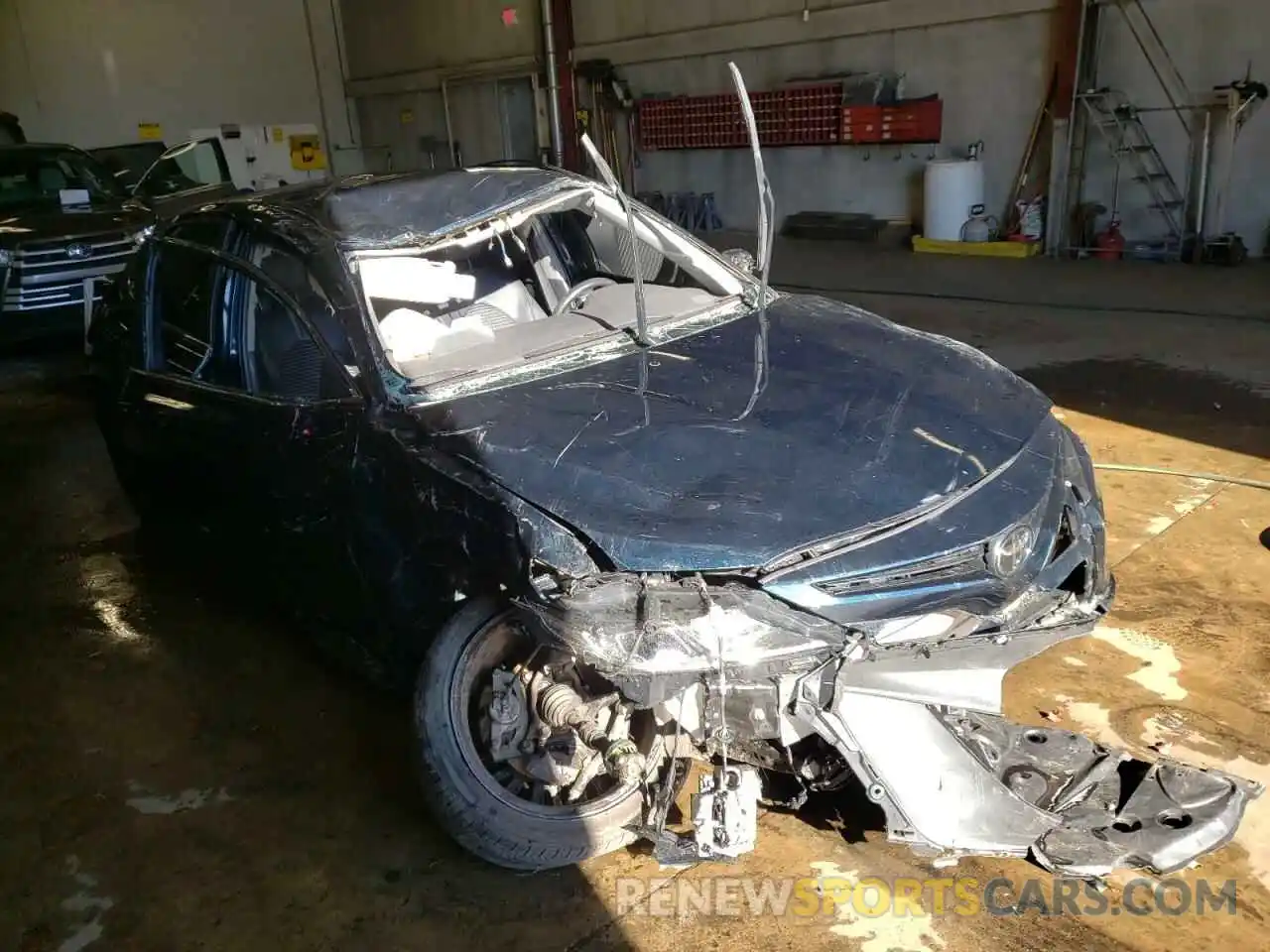 1 Photograph of a damaged car 4T1G11AK8LU911543 TOYOTA CAMRY 2020