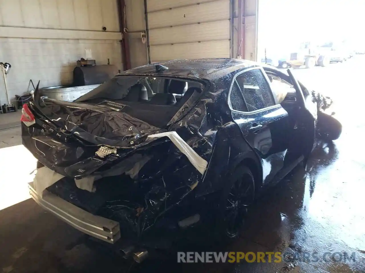 4 Photograph of a damaged car 4T1G11AK8LU911543 TOYOTA CAMRY 2020