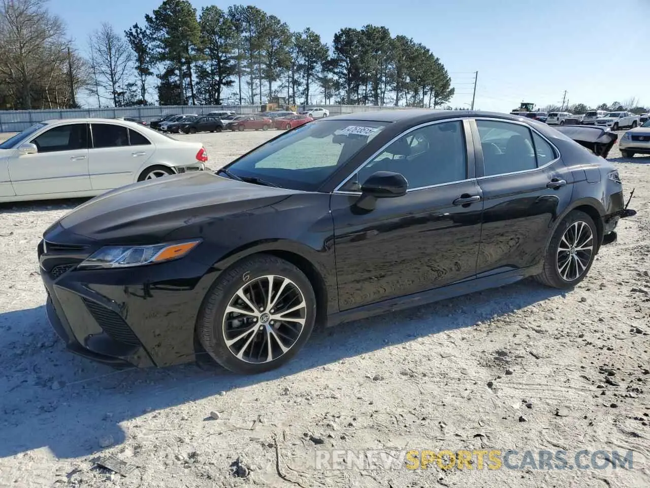 1 Photograph of a damaged car 4T1G11AK8LU913356 TOYOTA CAMRY 2020